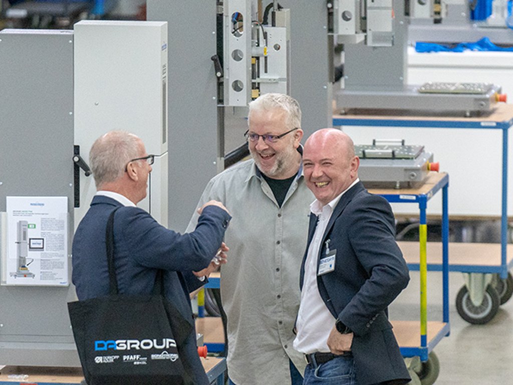 Gemeinsam feierten wir 50 Jahre SONOTRONIC mit einem entspannten Mittagessen und Networking.